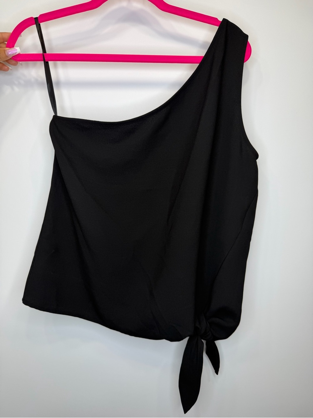 White House Black Market Black One-Shoulder Tie Hem Top Size 8 - Picture 2 of 6